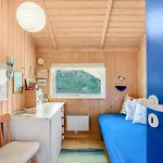 In With Sauna