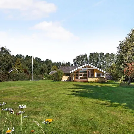 Hébergement de vacances In With Sauna Tisvildeleje